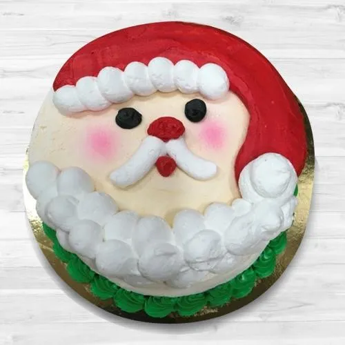 Santa face cake for Christmas... - Creamy_creation90 | Facebook