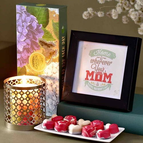 Order Mother's Day Delightful Indulgence Hamper Online at Best Price, Free  Delivery|IGP Flowers