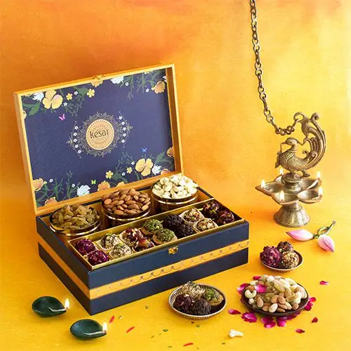 Send/Buy Luxury Diwali Sweet Box Online With Dry Fruit Boxes
