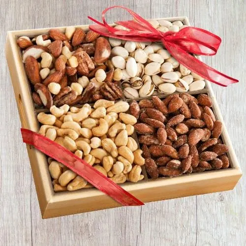Holiday Nuts & Dried Fruit Assortment In Wooden Diamond Gift Tray – We Got  Nuts