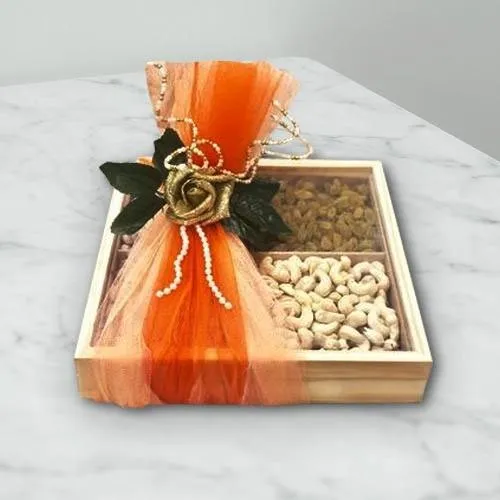 Deliver healthy cashew n raisins in gift box to Pune Today, Free Shipping -  PuneOnlineFlorists