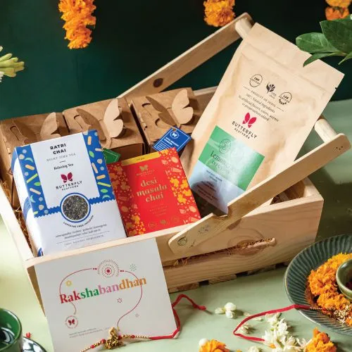 Buy Chhaap Meri Pyari Bua Gift for Happy Birthday & Happy Anniversary Bua  Ji Aunty Aunt Printed Microwave Safe White Coffee Mug 350 (ml) (MPFLBG1 31)  Online at Low Prices in India -